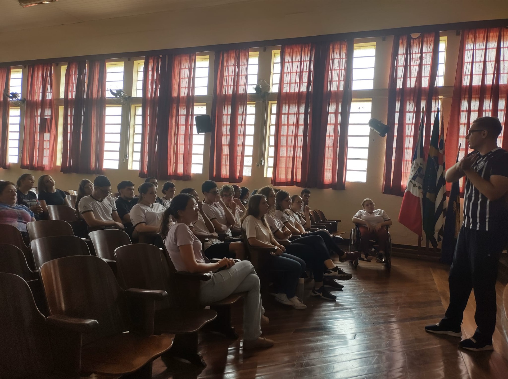 CGPG Renan e a Diretoria Joselaine Salla conduziram a reunião.